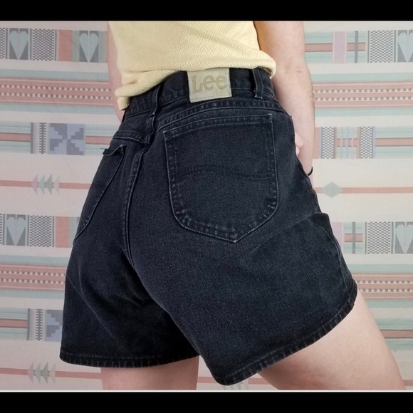 Lee Pants - GUC/VINTAGE LEE JEANS BLACK DENIM SHORTS SIZE:9/10
